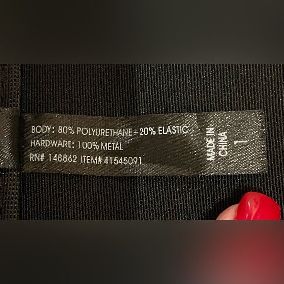 Torrid NWT Women 1X Black Faux Leather Knot Obi Belt Wide Elastic Stretch 14-16 - Picture 7 of 7